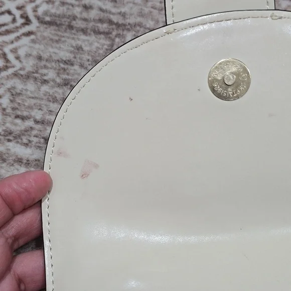 TOPSHOP Capri Buckle Crossbody Bag in Beige, Tortoise Shell Details, Gold Chain - Picture 13 of 16